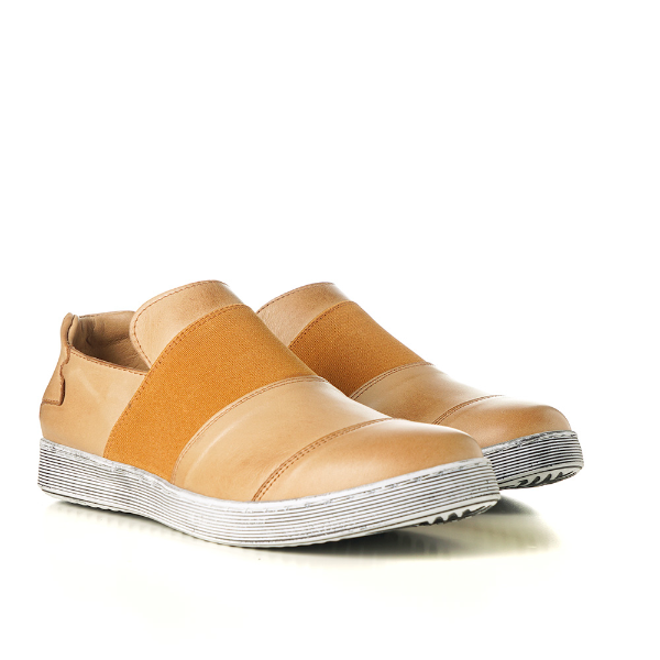 Comfortable Casual slip-on sneakers